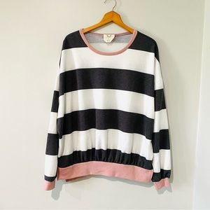 Fantastic Fawn Striped Top Sz Medium